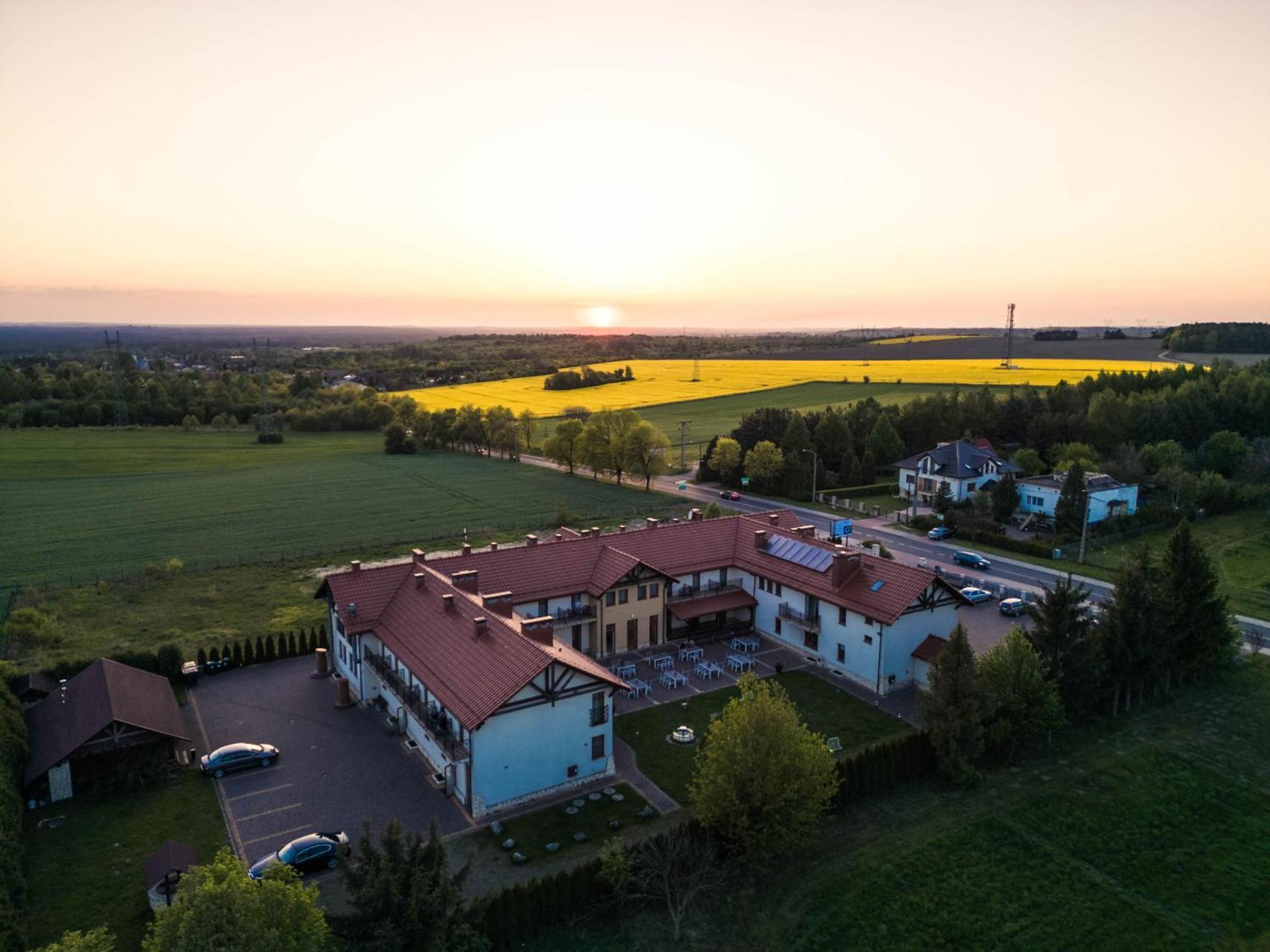 Hotel Pod Figurą Ogrodzieniec Exterior foto